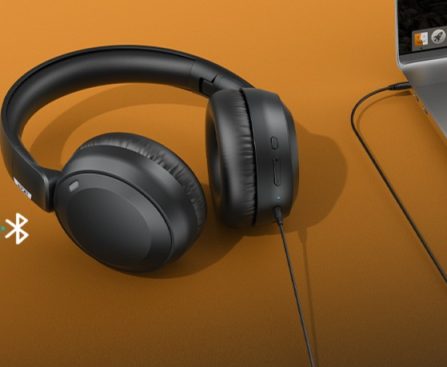 Wireless Headphones Offering 70-Hour Battery Life Priced at $20 in Amazon's Major Spring Sale