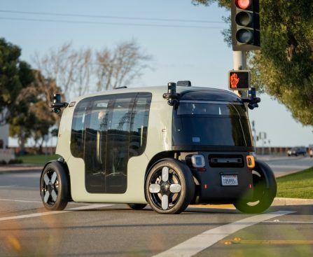 Zoox to Launch Robotaxis on Uber App in Vegas This Year