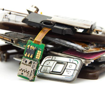 14 Smartphone Attributes: 7 We Long for and 7 Best Forgotten