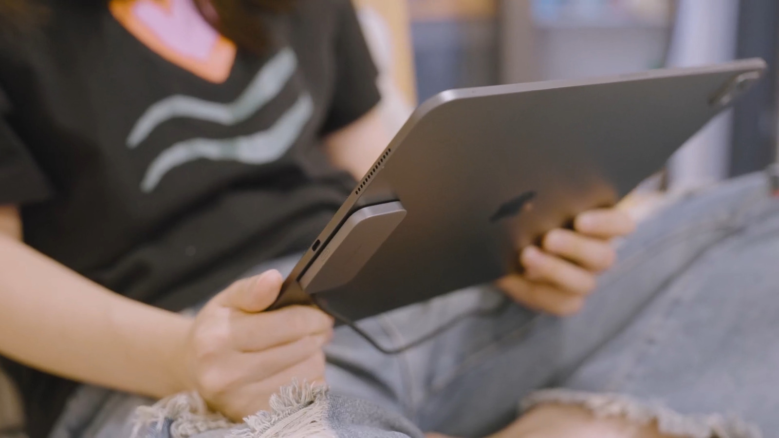 $28 Amazon Accessory Provides Wireless Charging Option for iPad