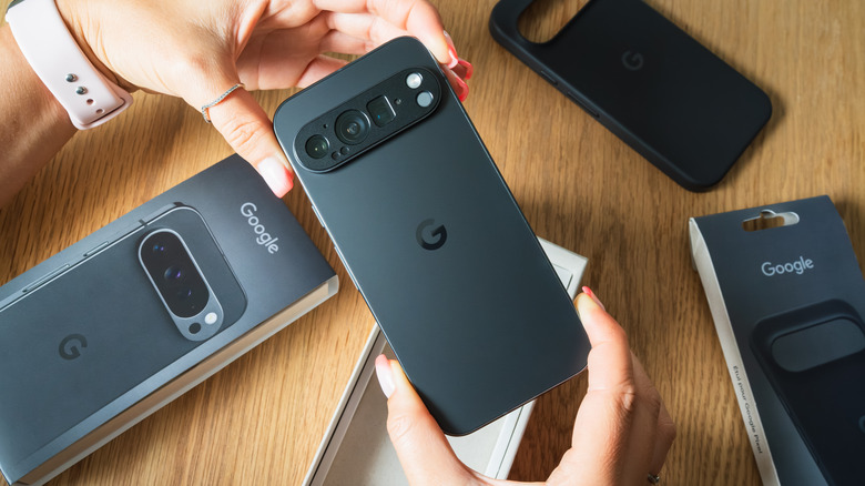 5 Android Hardware Features We Wish Were Still Here