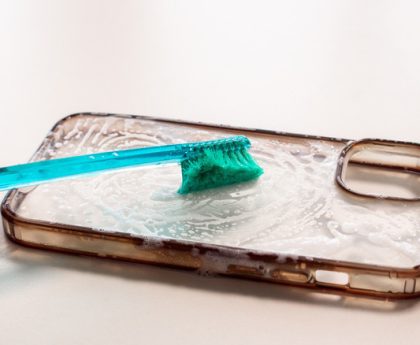 A Comprehensive Guide to Thoroughly Cleaning Your Silicone Phone Case