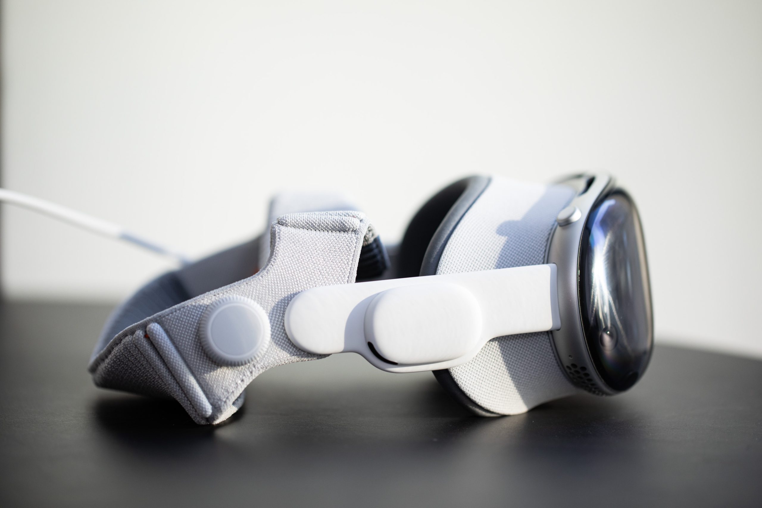 After Developing the Vision Pro, This AR Veteran Returns to Phones