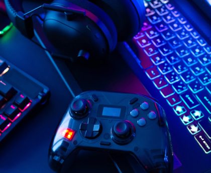 Alternative Approaches to Lower Expenses on Secondary Displays for Gaming