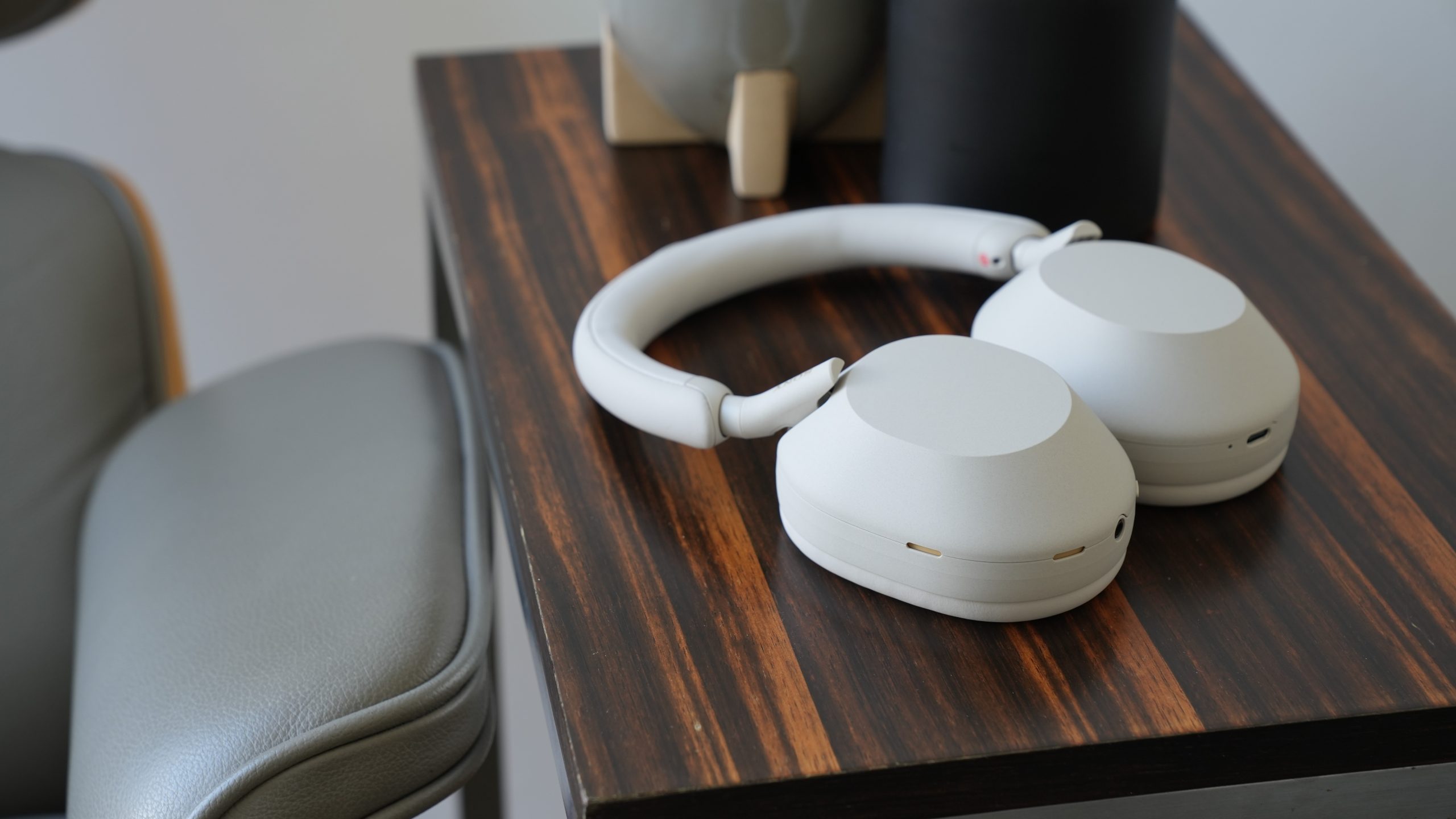 Amazon Unveils Significant Discounts on Noise-Cancelling Headphones: Save Up to 50% on Sony, Beats, Sennheiser, and Others