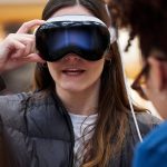 An Examination of the Obstacles Encountered During the Launch of Vision Pro in Apple Retail Locations