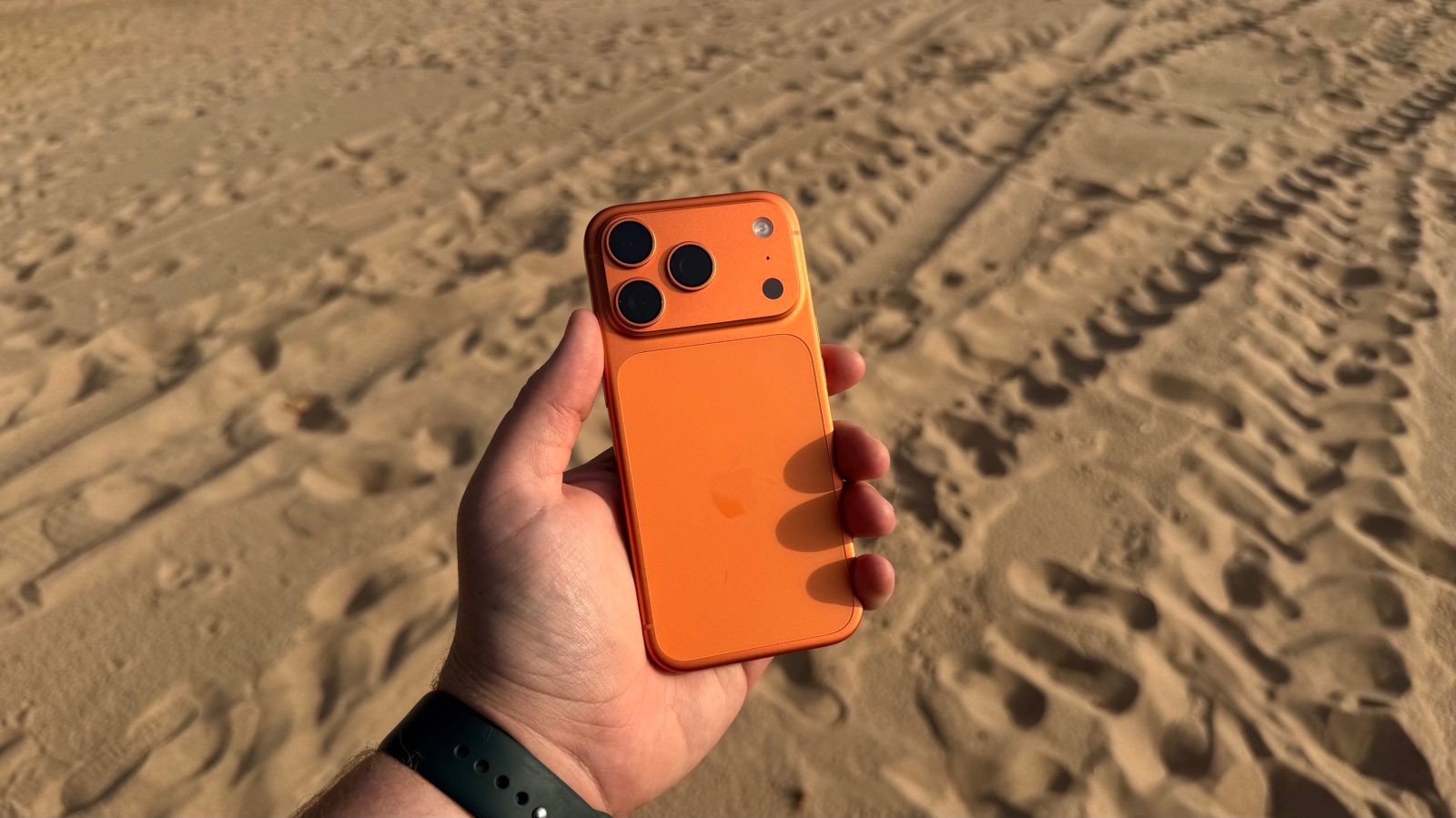 Apple's Strategy for the Cosmic Orange iPhone Hue in 2023: Information on Discontinuation