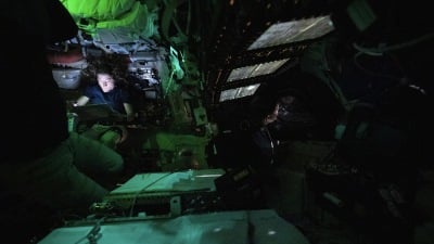 Artemis II's Pivotal Moment: Earthset, Eclipse, and Earthrise Around the Moon