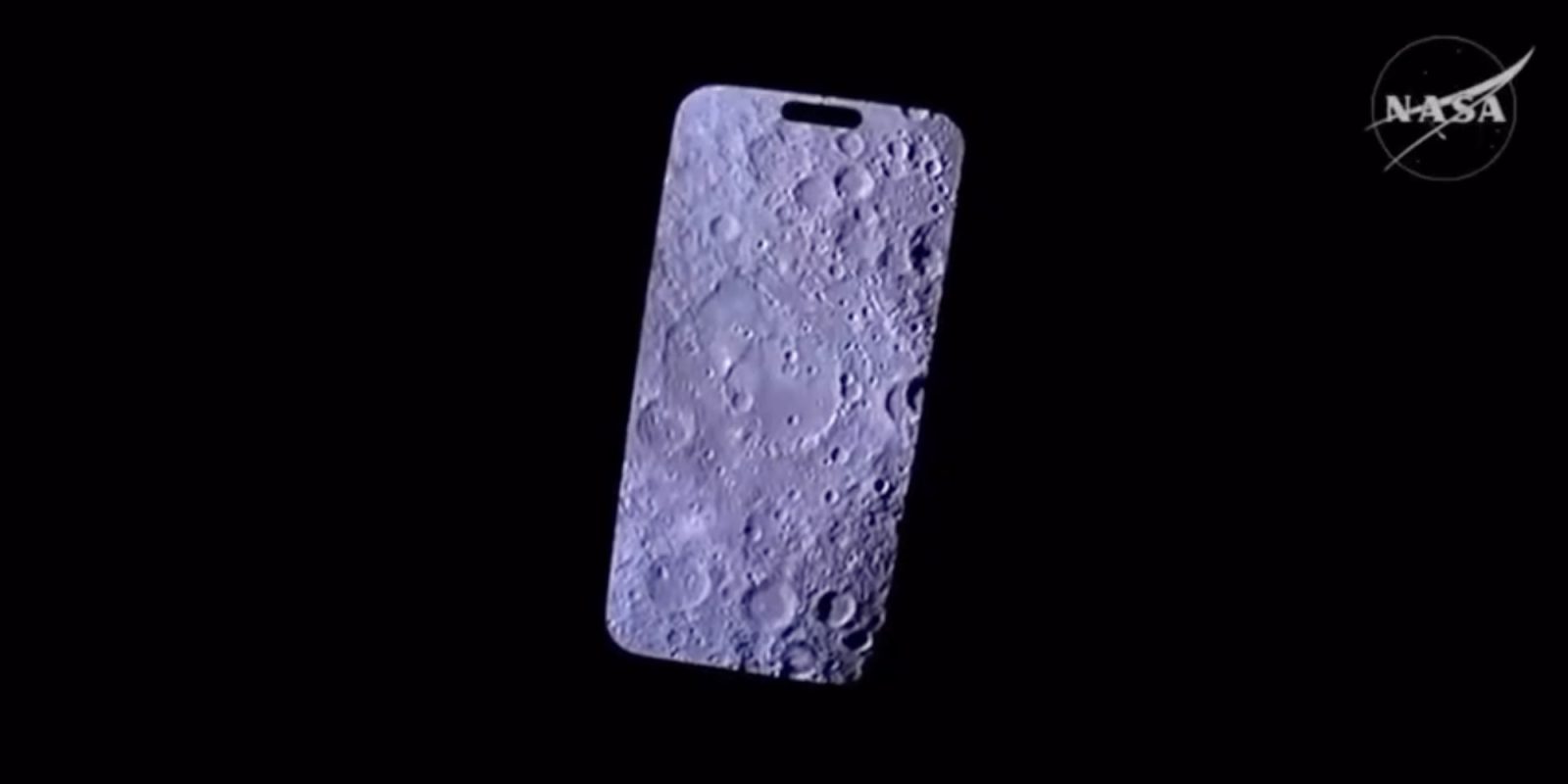 Astronaut Reid Wiseman Takes Breathtaking Photo of Moon's Surface with iPhone's Moonshot Capability