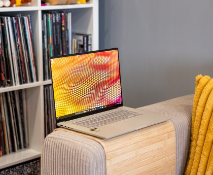 Asus's Lightweight 16-Inch Laptop: A Strong MacBook Air Alternative