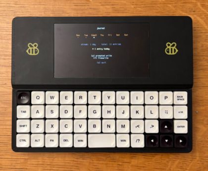 Bee Write Back: DIY Writerdeck with Raspberry Pi Zero 2 W, 5.5-inch OLED, and Mechanical Keyboard
