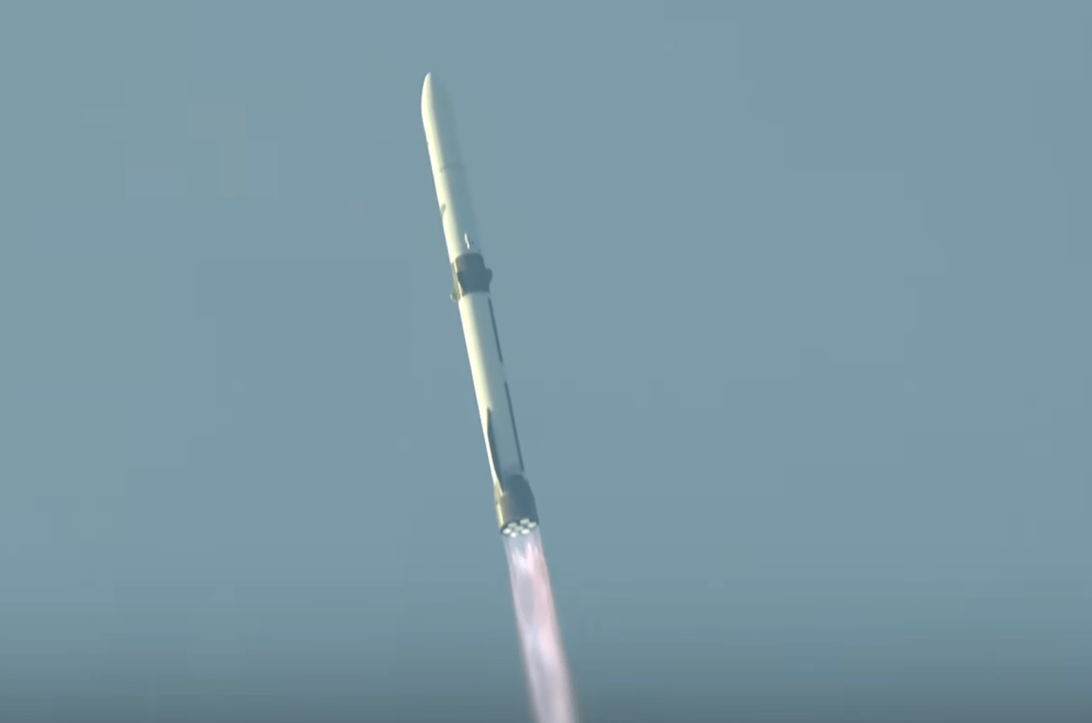 Blue Origin Achieves First Successful Reuse of New Glenn Rocket