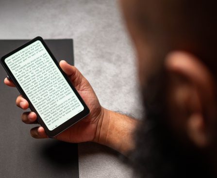 Budget-Friendly E-Reader Transforms Reading Experience