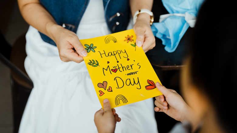 Budget-Friendly Gadgets Under $30 Perfect for Mother's Day Presents