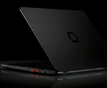 "Comparative Evaluation of the MacBook Pro for Linux Users: Pros and Cons Relative to the Apple Ecosystem"