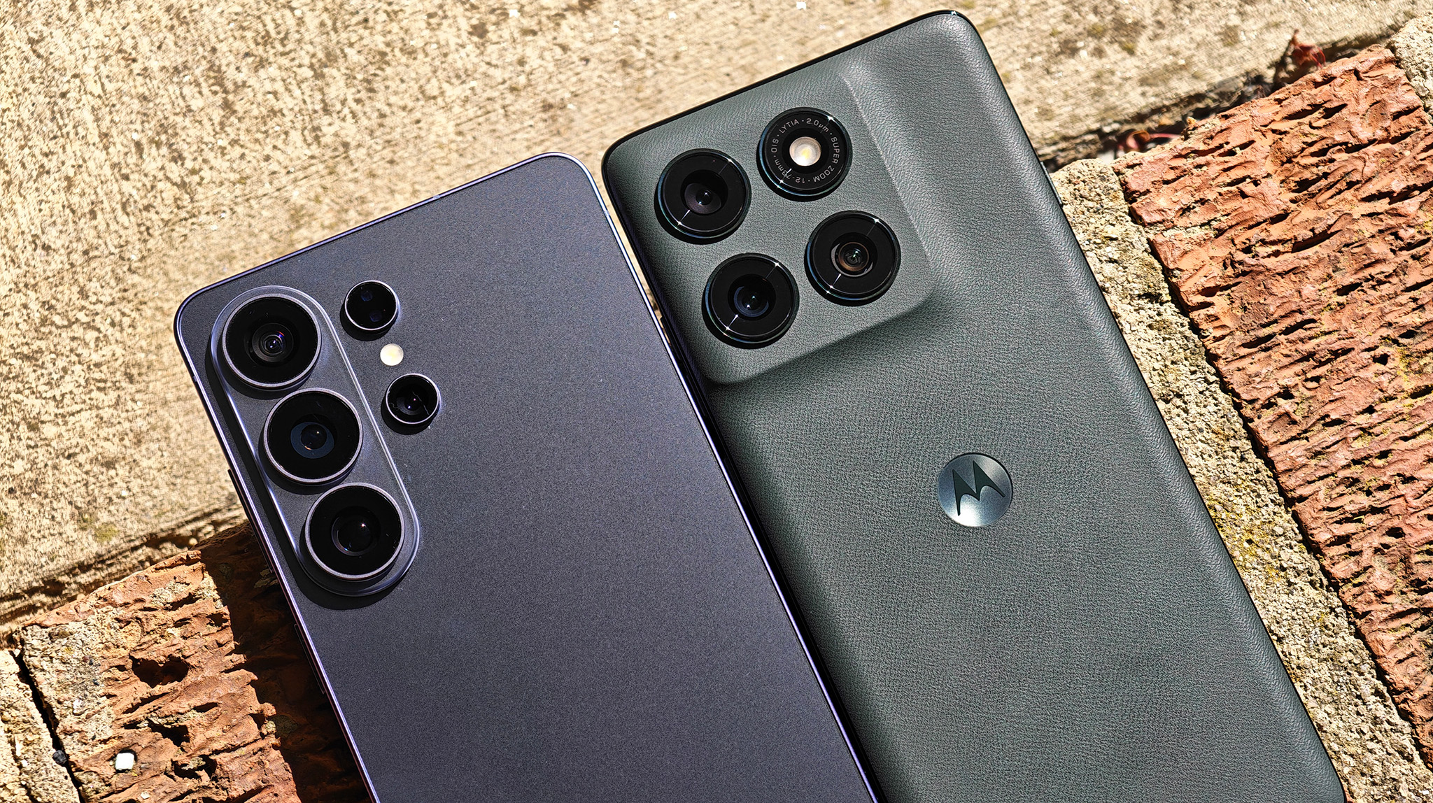 Comparison of Horizon Lock on Galaxy S26 Ultra and Motorola's Previous Implementation