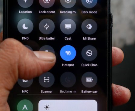 Comparison of Velocity: Mobile Hotspot vs. USB Tethering