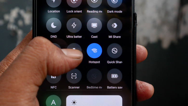 Comparison of Velocity: Mobile Hotspot vs. USB Tethering