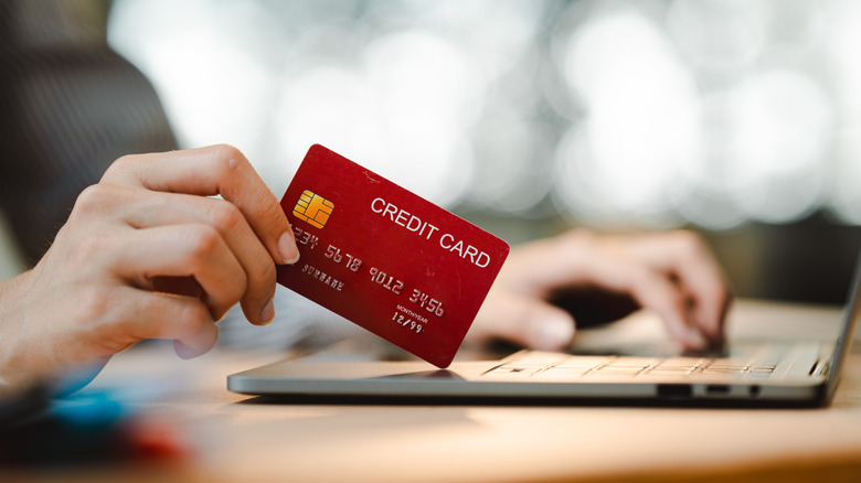 Comprehending if Your Credit Card Chip Retains Transaction Records