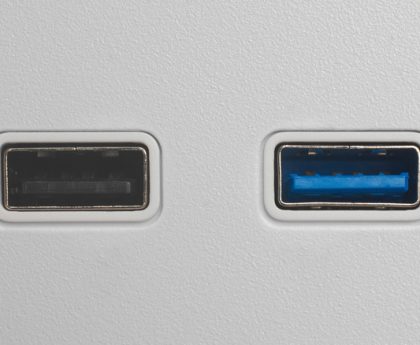 Contrasting USB Port Speeds: Blue versus Black