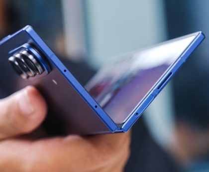 Crucial Hints and Techniques for Utilizing Foldable Phones