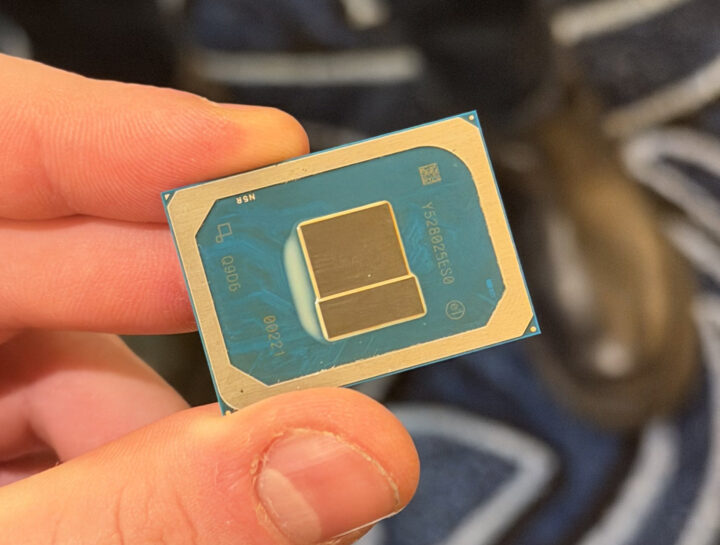 Details and Benchmarks Emerge for Entry-Level Intel Core i3-304 Wildcat Lake Processor