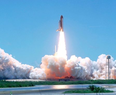 "For All Mankind Exhibits a Purposeful Error in Its Space Shuttle Design"