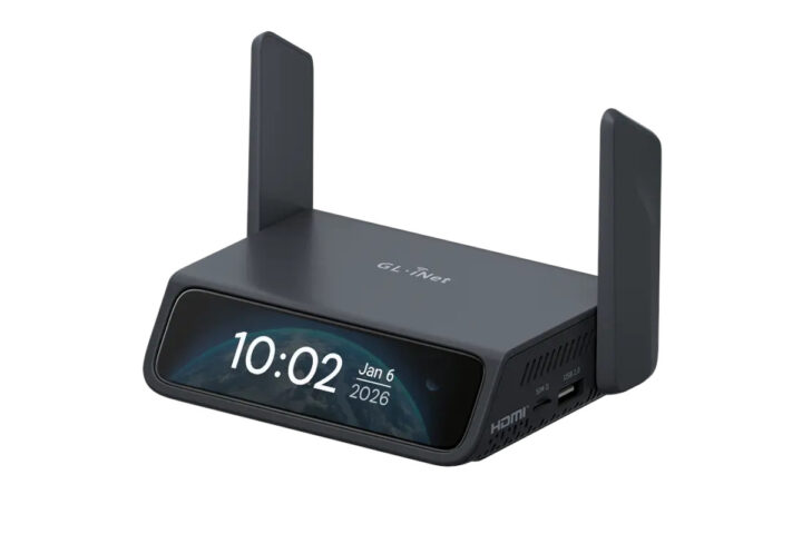 GL.iNet Comet 5G: KVM over IP with 5G RedCap and 3.69" Touchscreen