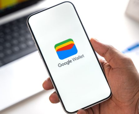 Google Wallet's Lock Screen Upgrade Boosts Ease of Use for Regular Travelers