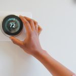 How a Clever Thermostat Reduces Your Expenses and Its Constraints