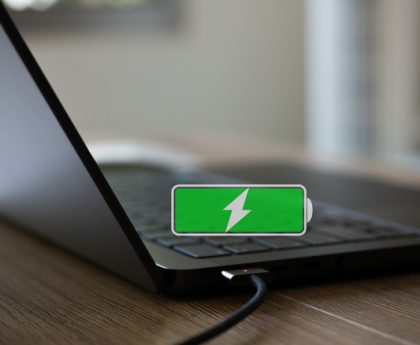 How a Frequent Charging Error May Harm Your Laptop Battery