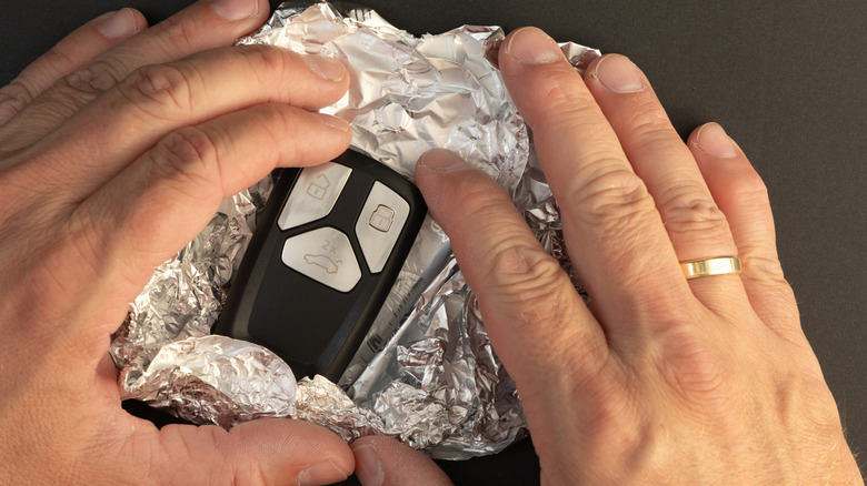 How Enveloping Car Keys in Aluminum Foil May Deter Theft, Based on Scientific Studies