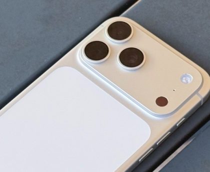 How to Resolve the Recent iPhone Battery Problem Leading to Black Screen Issues