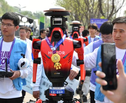 Humanoid 'Lightning' Robot Breaks the Half-Marathon Record