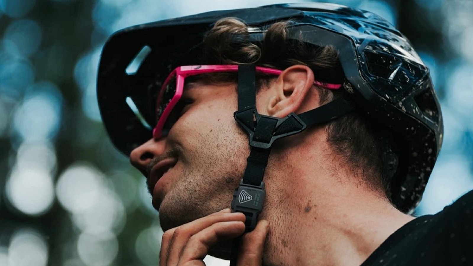Intelligent Device Boosts Bicycle Helmet Security for Trail Cycling