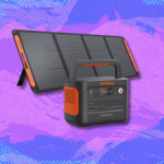 Jackery Explorer 1000 v2 Power Station: Save $600 on Amazon—Includes Solar Panels