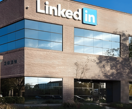 LinkedIn is undisclosed scanning your browser for 6,000 extensions without informing you