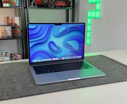 M5 MacBook Air: Comprehending Its Updated Target Demographic Following the Loss of Entry-Level Position [Video]