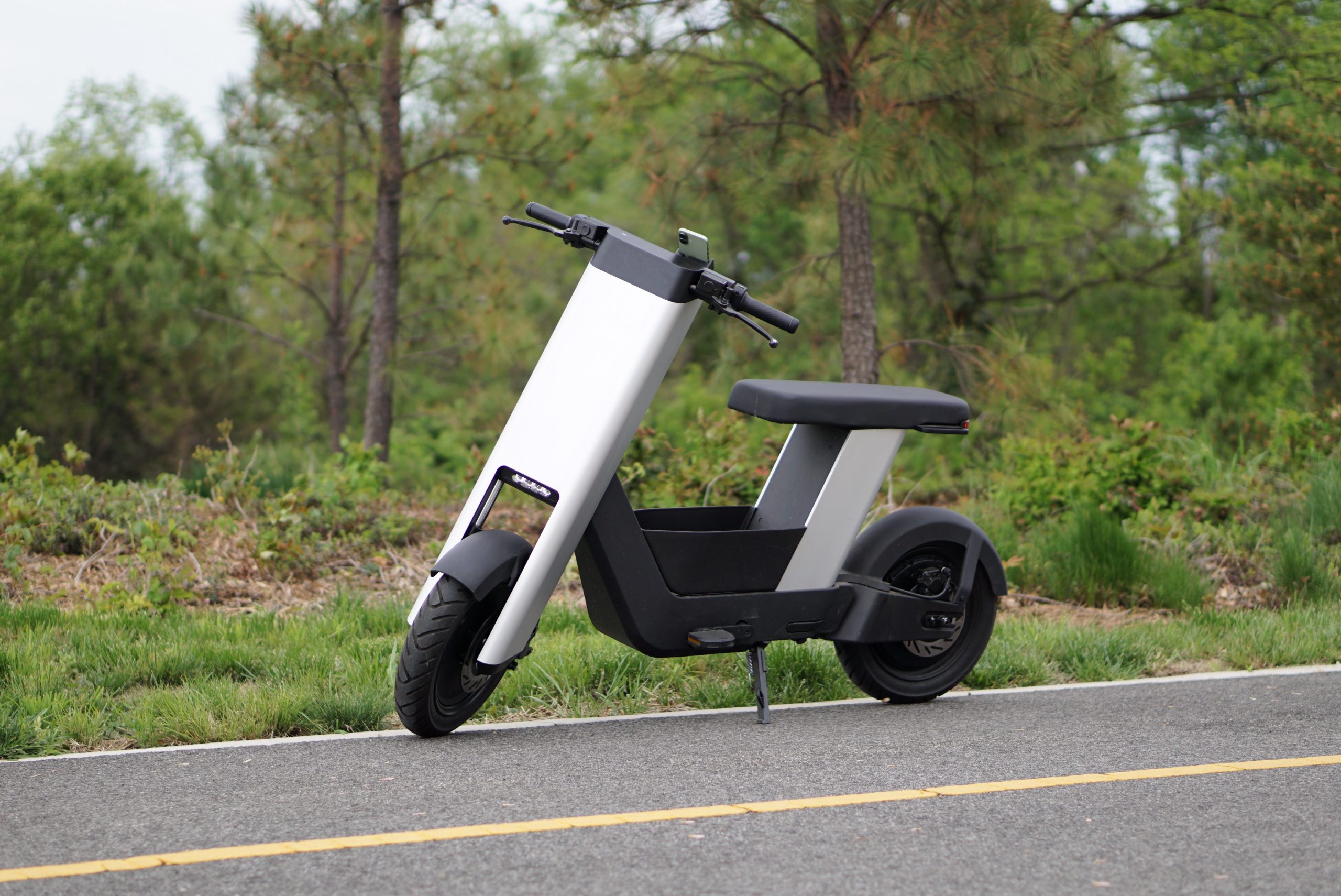 Meet the E-bike Revolution: Your Car's New Replacement