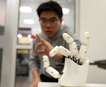 MIT Robotics Initiative Employs Wristband for Energy
