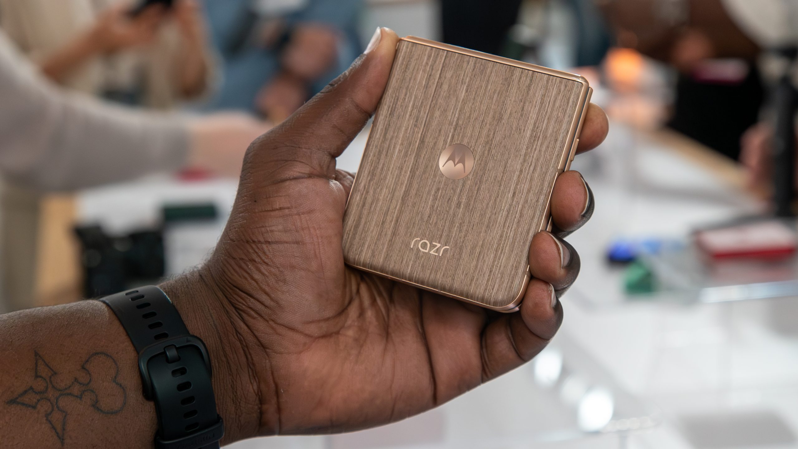 Moto Razr Ultra Leak Discloses Two Fresh Alternative Finishes