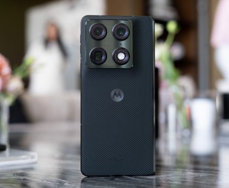 Motorola Just Revealed the Razr Fold's Price, and Hoo Boy