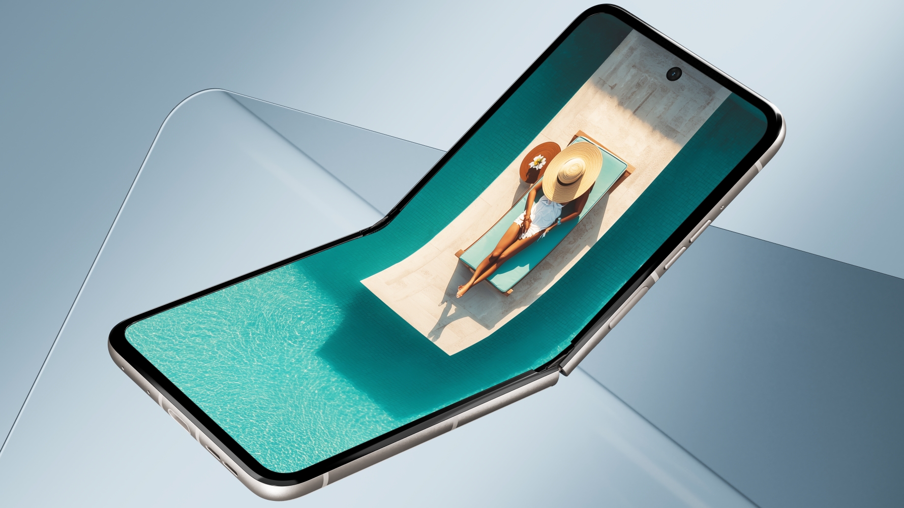 Motorola's Latest Razr Turns Google Photos into a Fashion and Memory Center