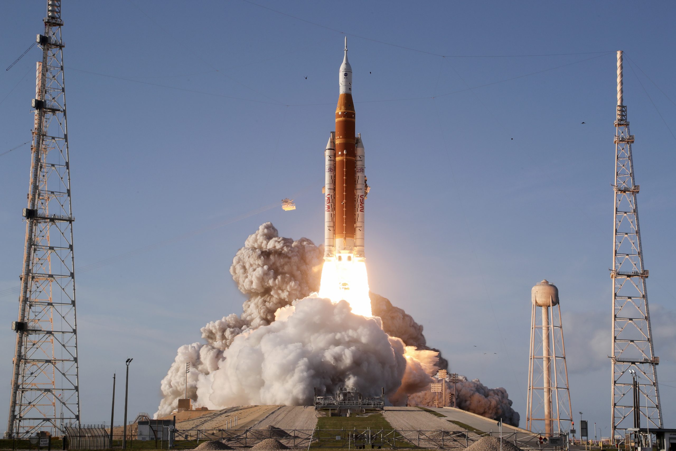 NASA Eventually Solves Artemis II's Outlook Glitch