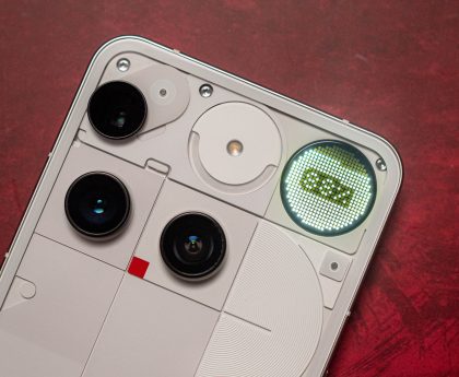 "Nothing's Fashionable Android Smartphone Boasts Back Screen and $200 Price Cut"