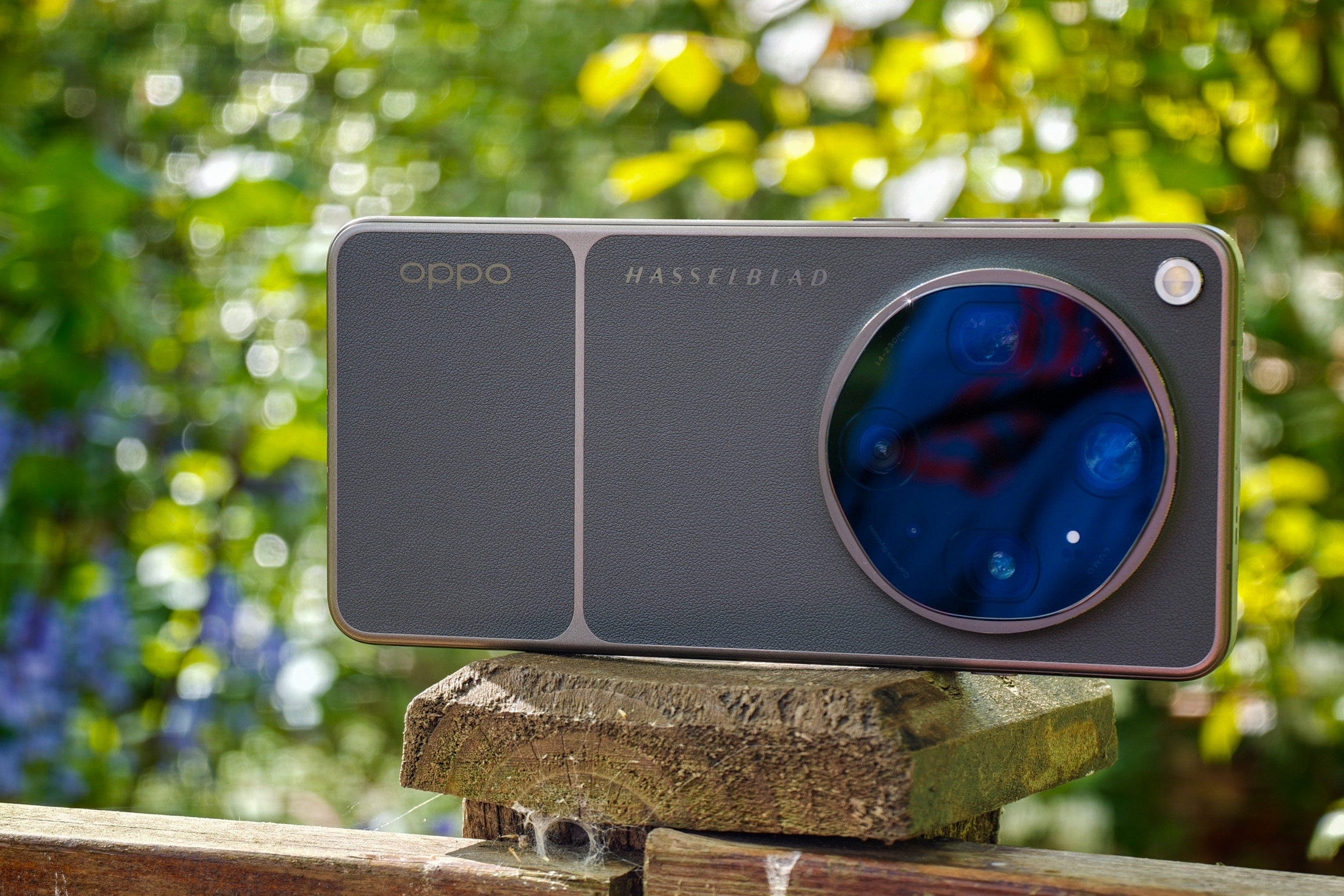 Oppo's New Phone Features an Excessive Number of Cameras