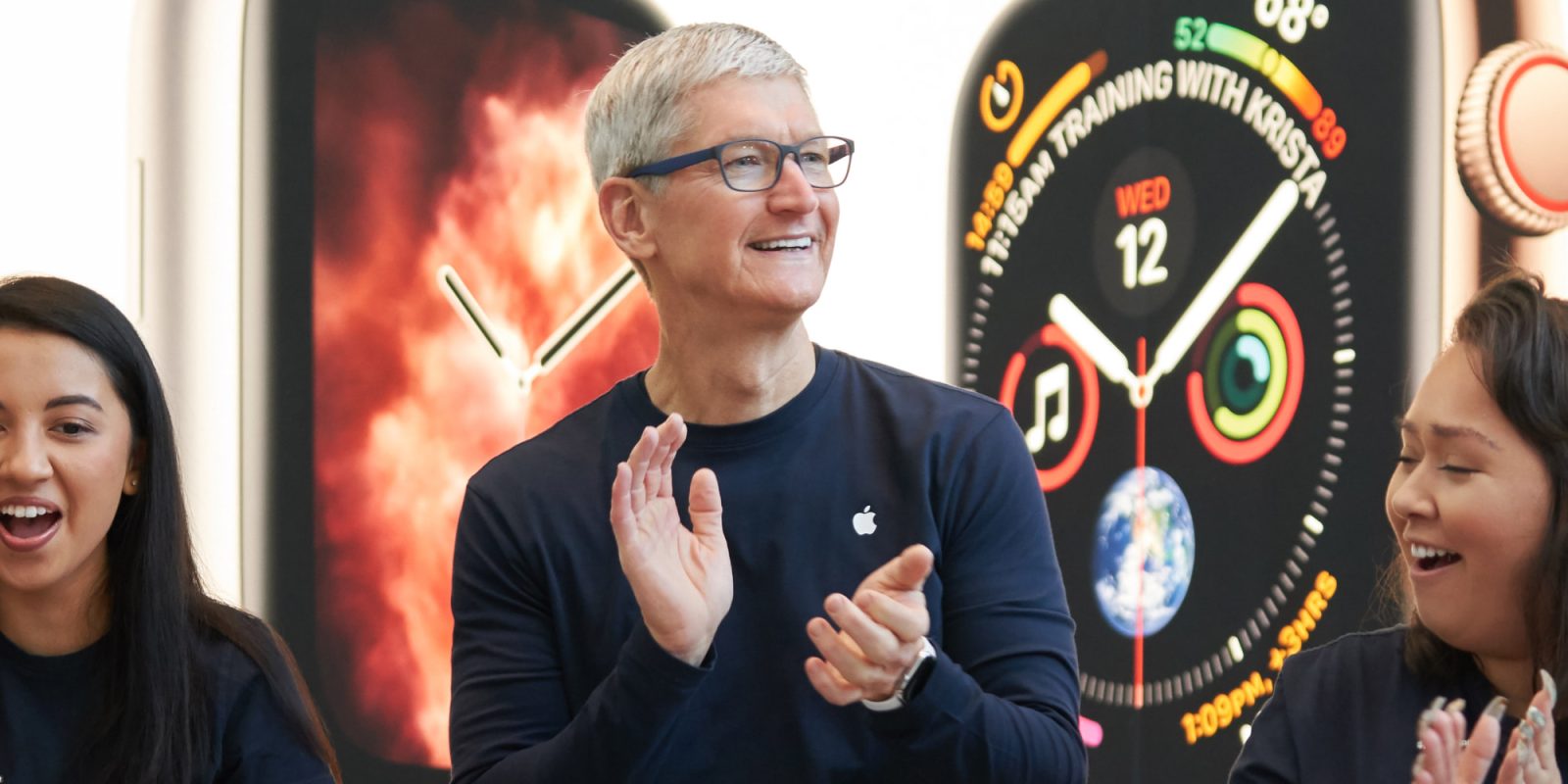 Report Uncovers Details from Tim Cook's Town Hall: Key Points of Professional Milestones and Obstacles