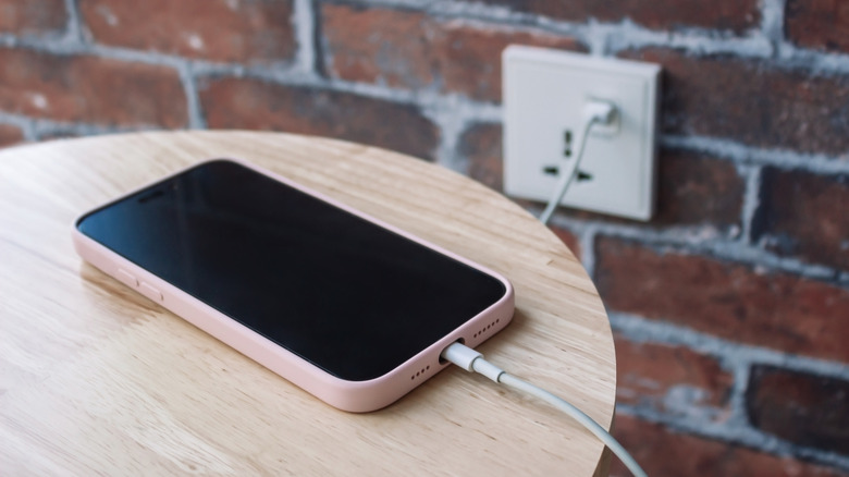 Safety Precautions for Connecting Your Phone to a USB Wall Outlet