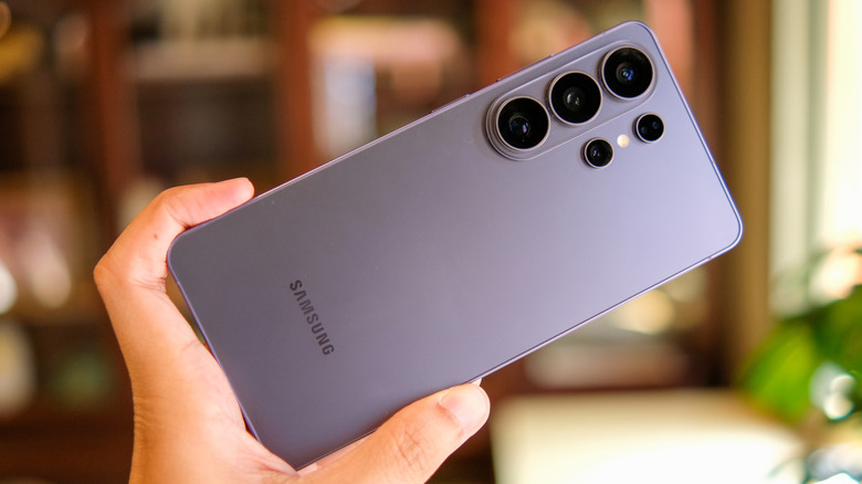 Samsung Galaxy S26 Gets Pixel's Enhanced Camera Functionality Update