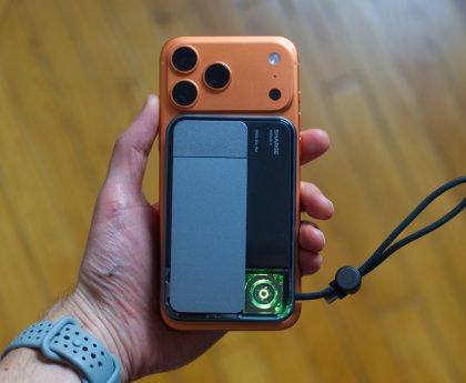 Sharge's Fast Qi2.2 MagSafe Battery Now $70 with Free USB-C Cable